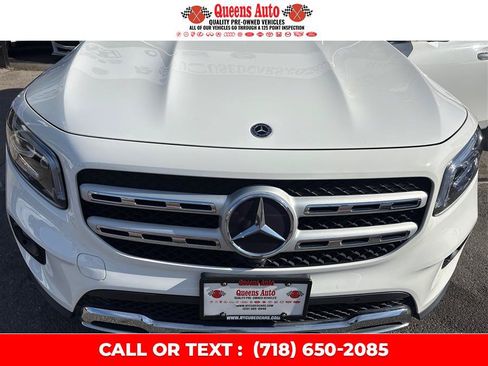 Used 2021 Mercedes-Benz GLB 250 4MATIC w/ Premium Package image 27