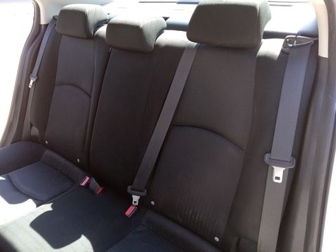 Used 2016 MAZDA MAZDA3 i Sport image 10