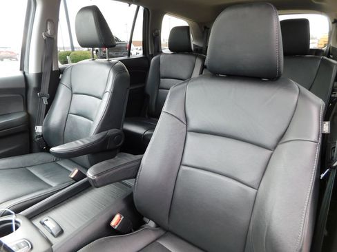 Used 2022 Honda Pilot Special Edition image 16