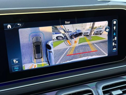Used 2024 Mercedes-Benz Maybach GLS 600 4MATIC image 26