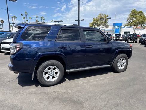Used 2020 Toyota 4Runner SR5 w/ Wilderness Package AWD/4WD image 14
