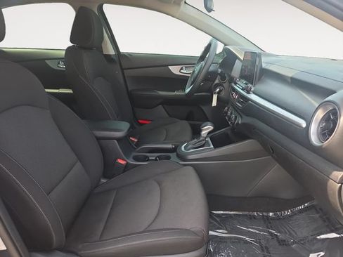 Used 2024 Kia Forte LXS FWD image 15