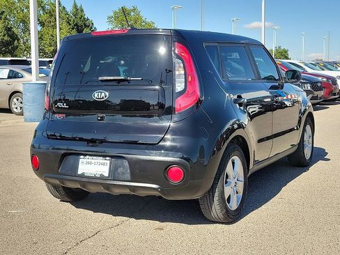 Used 2019 Kia Soul FWD image 10