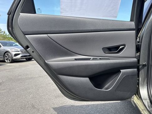 New 2026 Hyundai Elantra SEL Sport Premium FWD image 21