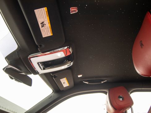 Used 2021 Rolls-Royce Cullinan image 27