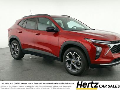 Used 2025 Chevrolet Trax LT