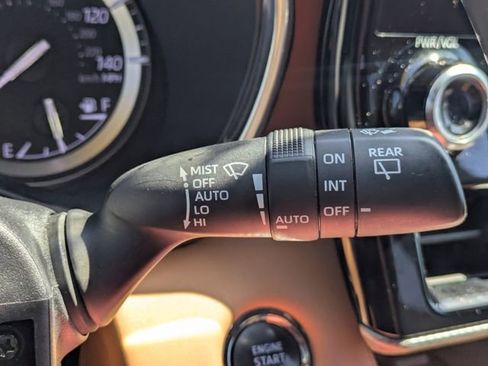 Used 2022 Toyota Highlander Platinum image 31