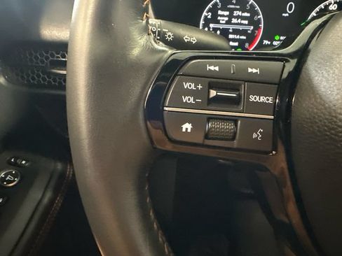 Used 2025 Honda HR-V Sport image 19