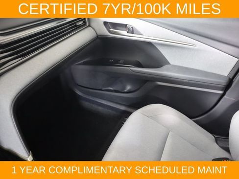 Used 2025 Toyota Camry LE FWD image 16