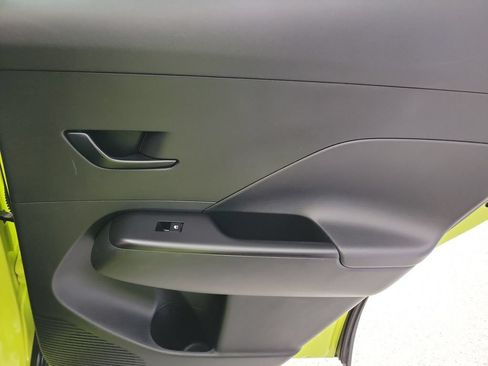Used 2025 Hyundai Kona SEL FWD image 21