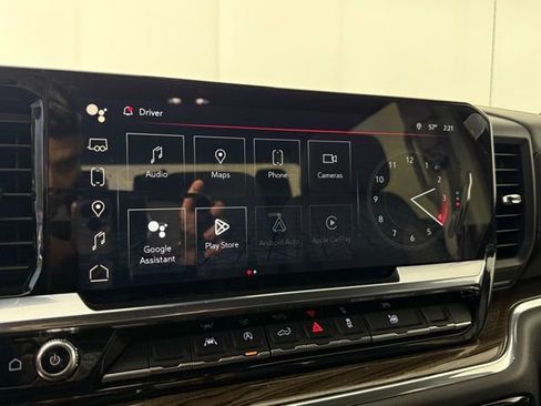 Used 2024 GMC Sierra 1500 Elevation image 16