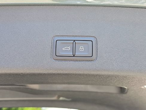 New 2026 Audi Q3 quattro 2.0T AWD/4WD image 14