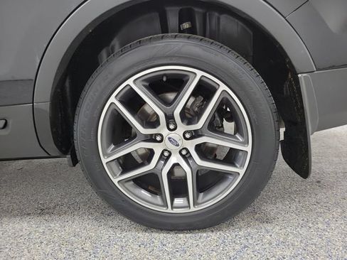 Used 2017 Ford Explorer Sport AWD/4WD image 5