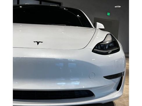 Used 2023 Tesla Model 3 Standard Range image 5