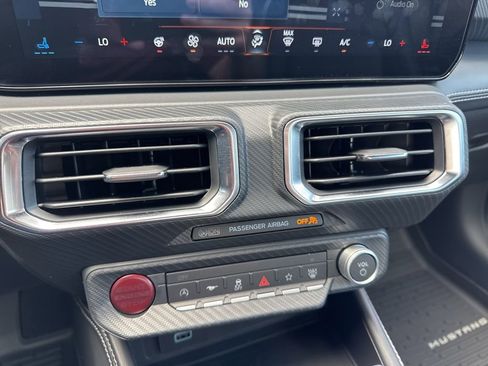 Used 2025 Ford Mustang GT Premium image 26