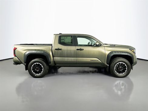 New 2025 Toyota Tacoma TRD Off-Road image 8