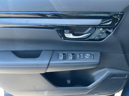 Used 2026 Honda CR-V Sport Touring image 18