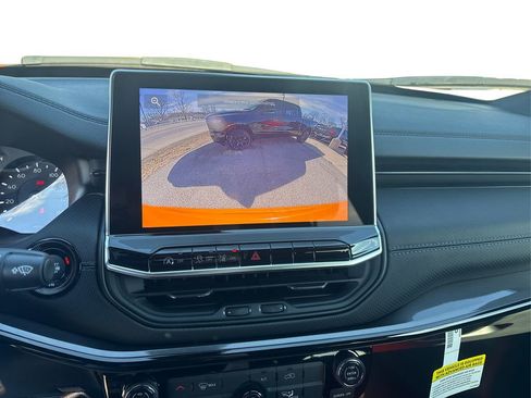 New 2026 Jeep Compass Latitude image 24