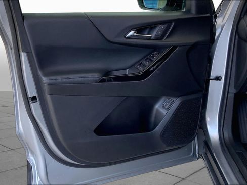 Used 2025 Chevrolet Equinox LT w/ Convenience Package II FWD image 22