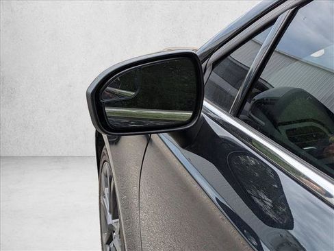 Used 2018 Ford Fusion SE w/ Equipment Group 601A FWD image 14