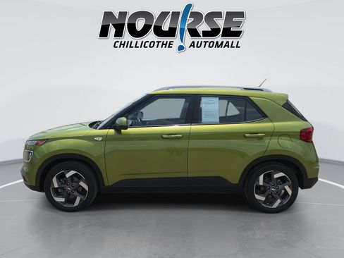 Used 2024 Hyundai Venue SEL FWD image 5