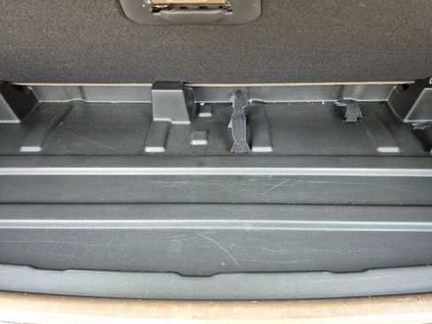 Used 2022 GMC Yukon Denali image 39