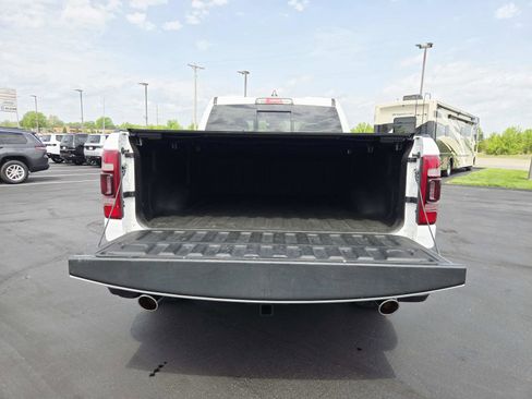 Used 2021 RAM 1500 Big Horn image 14