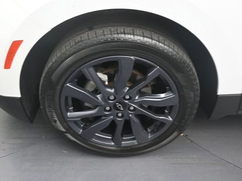 Used 2024 Chevrolet Equinox RS FWD image 9