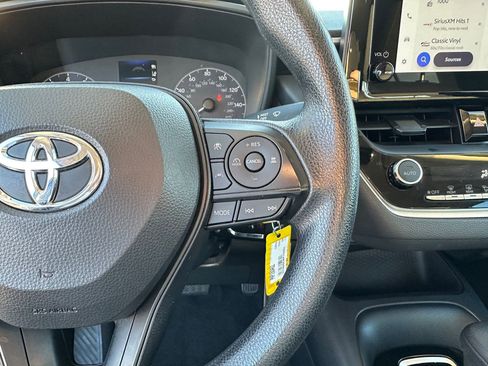 Used 2024 Toyota Corolla LE image 24