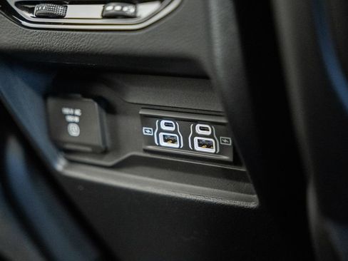 New 2026 Jeep Grand Cherokee Laredo AWD/4WD image 33