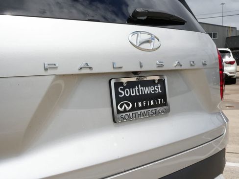 Used 2021 Hyundai Palisade SEL w/ Premium Package FWD image 18