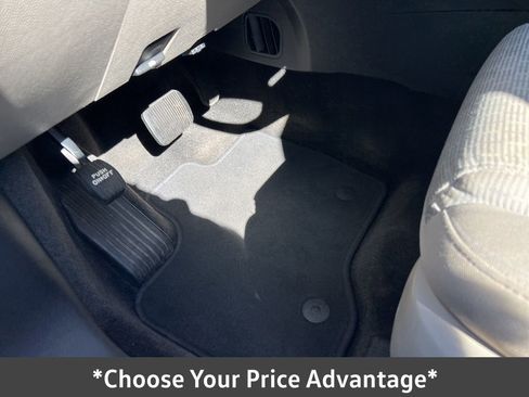 Used 2013 Ford Explorer XLT image 38