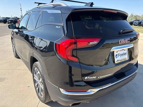 Used 2018 GMC Terrain SLT w/ Preferred Package AWD/4WD image 3