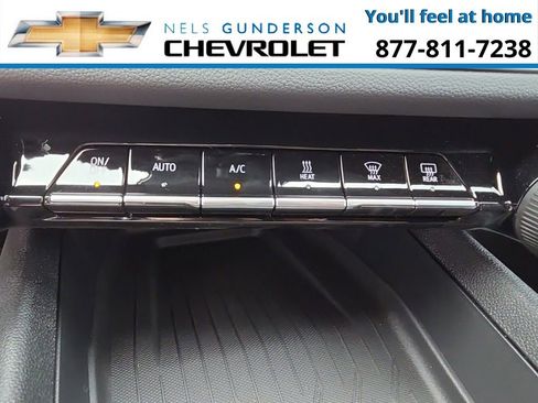 New 2026 Chevrolet Equinox EV LT image 22