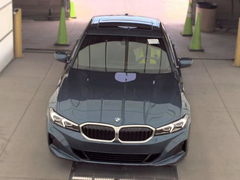 Used 2025 BMW 330i xDrive Sedan w/ Premium Package AWD/4WD image 3