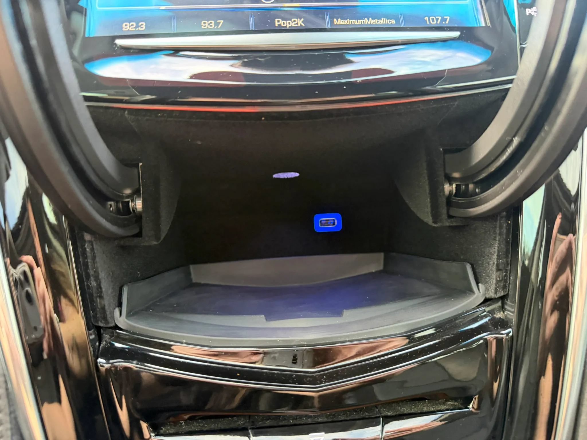 Used 2019 Cadillac Escalade Luxury AWD/4WD image 29