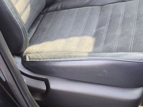 Used 2022 Mitsubishi Outlander SE AWD/4WD image 3