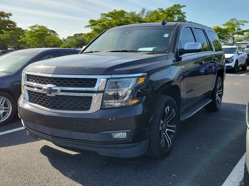 Used 2016 Chevrolet Tahoe LT image 3