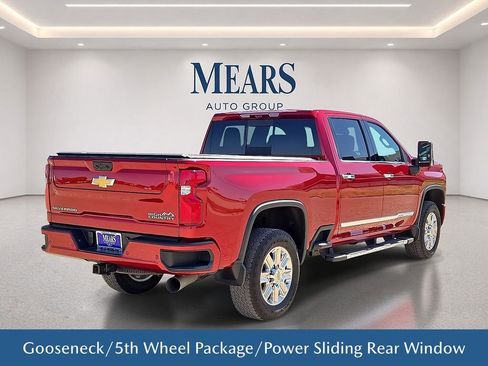 Used 2024 Chevrolet Silverado 3500 High Country w/ High Country Premium Package AWD/4WD image 6