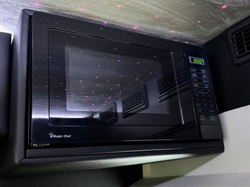 Used 2023 Mercedes-Benz Sprinter 3500 image 84