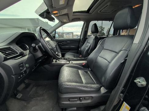 Used 2018 Honda Pilot Touring image 4