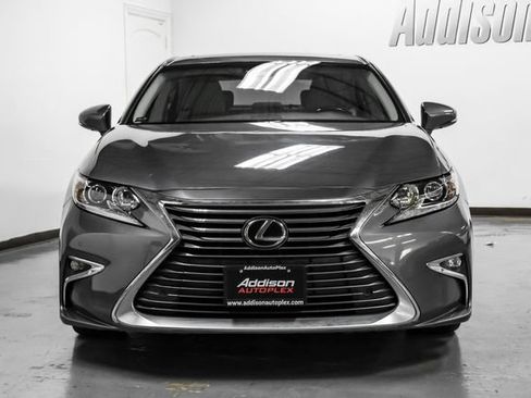 Used 2016 Lexus ES 350 w/ Premium Package w/Wood Trim FWD image 6