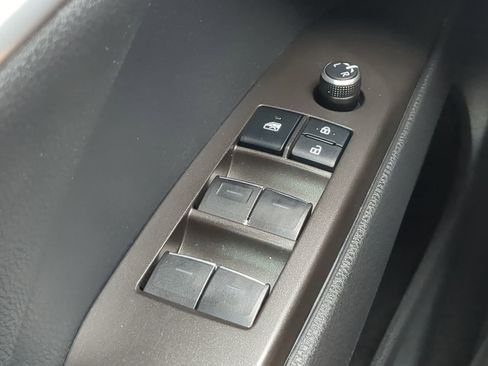 Used 2022 Toyota Camry XSE FWD image 21