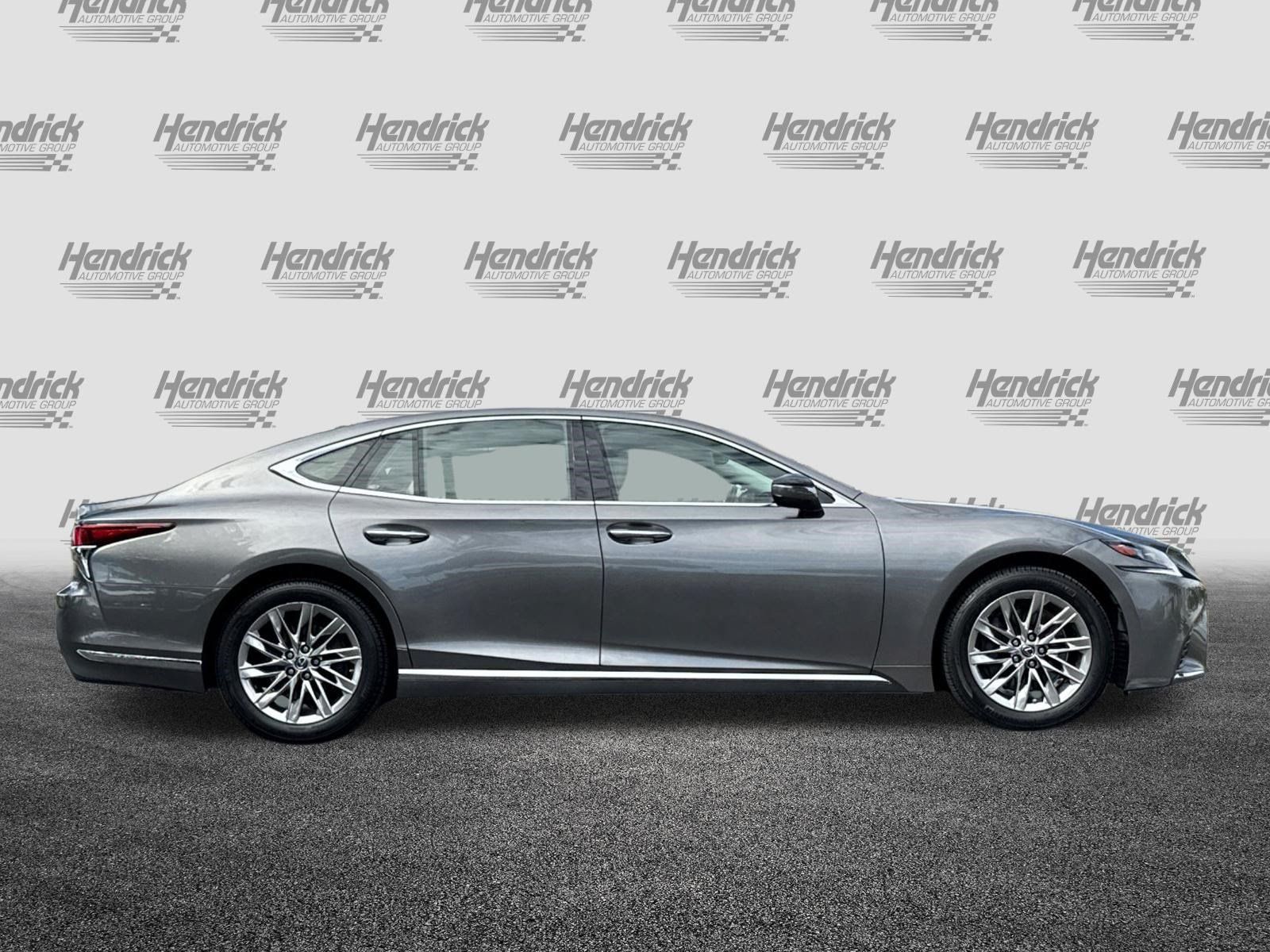 Used 2018 Lexus LS 500 w/ Accessory Package (Z2) RWD image 3