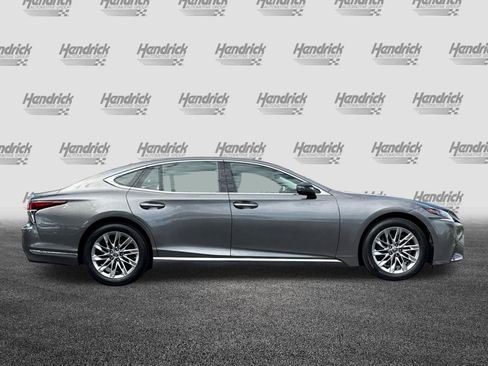 Used 2018 Lexus LS 500 w/ Accessory Package (Z2) RWD image 3