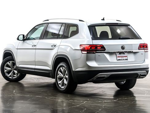 Used 2018 Volkswagen Atlas SE image 12