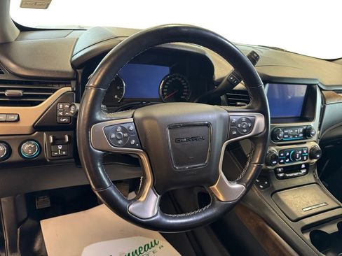 Used 2019 GMC Yukon Denali w/ Denali Ultimate Package image 13