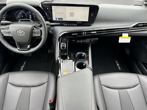New 2026 Toyota Mirai RWD image 15