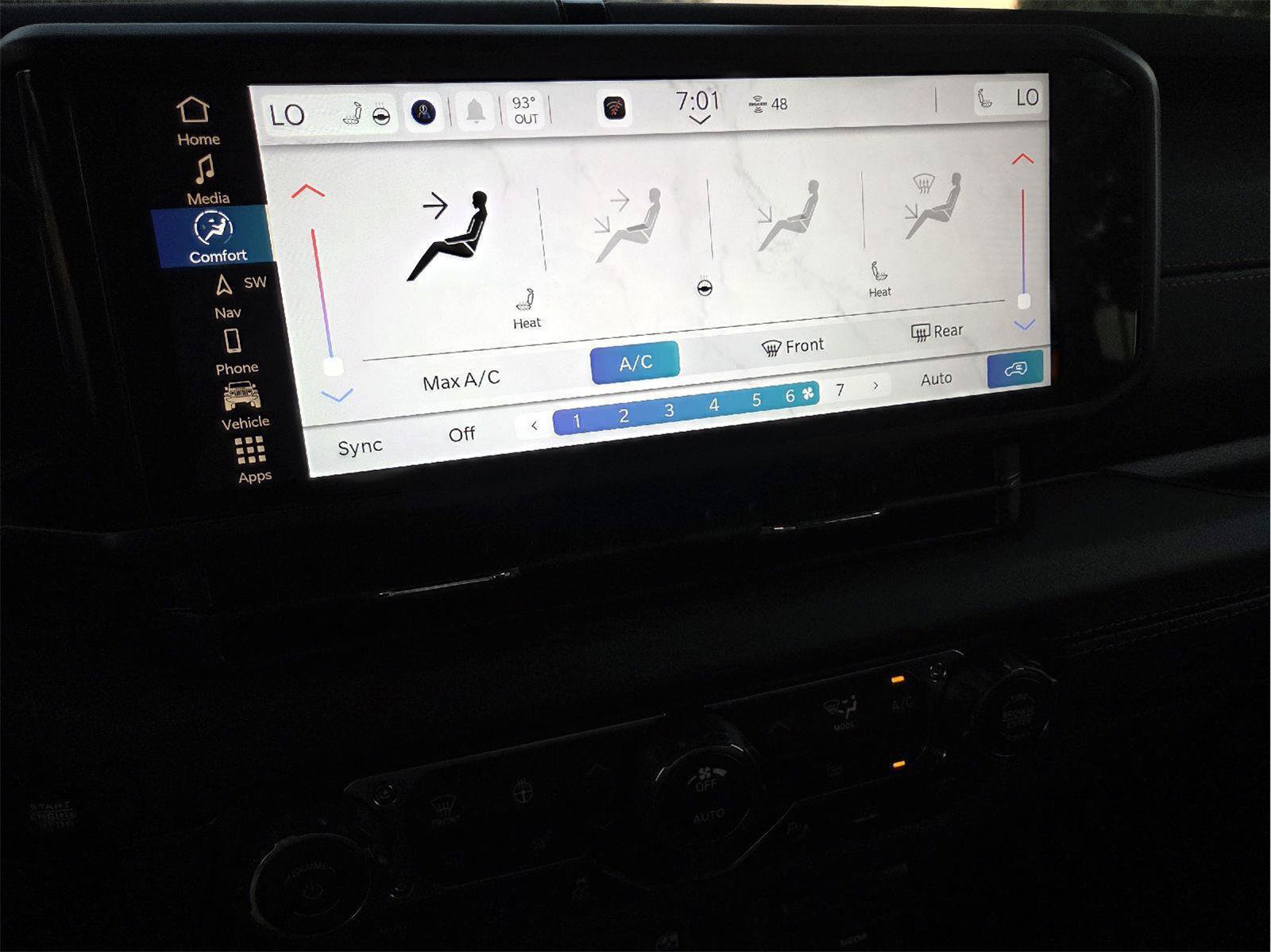 New 2027 Jeep Wrangler Unlimited Sahara AWD/4WD image 9