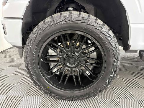 Used 2025 Ford F150 XLT w/ Equipment Group 302A MID AWD/4WD image 9